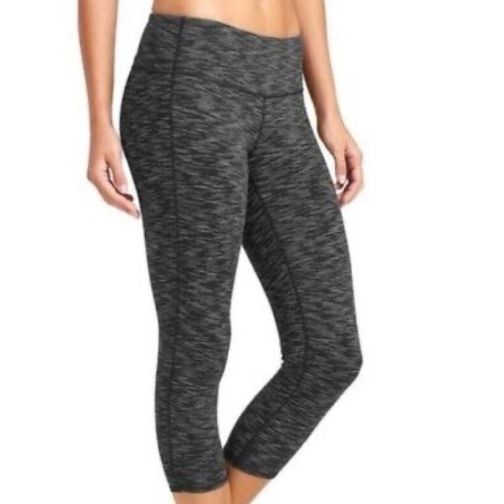 Athleta Energy Chaturanga Mid Rise Crop Space Dye Gray Black Leggings Medium